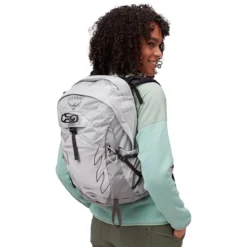 Tempest 20L Backpack - Women's