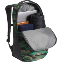 The North Face Vault 26L Backpack -Outdoor Sports Equip Store DEGRGRPACAPRASGR D3