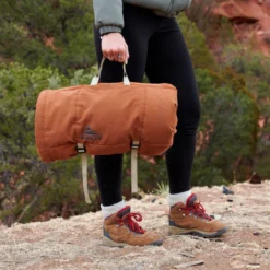 Kelty Cordavan Blanket -Outdoor Sports Equip Store GINTRI D6