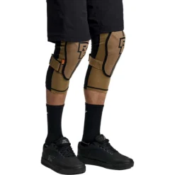 Race Face Indy Knee Pad -Outdoor Sports Equip Store LOA D1