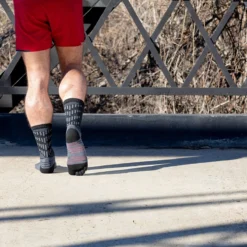 Injinji Ultra Run Crew CoolMax Sock - Men's -Outdoor Sports Equip Store OBS D6