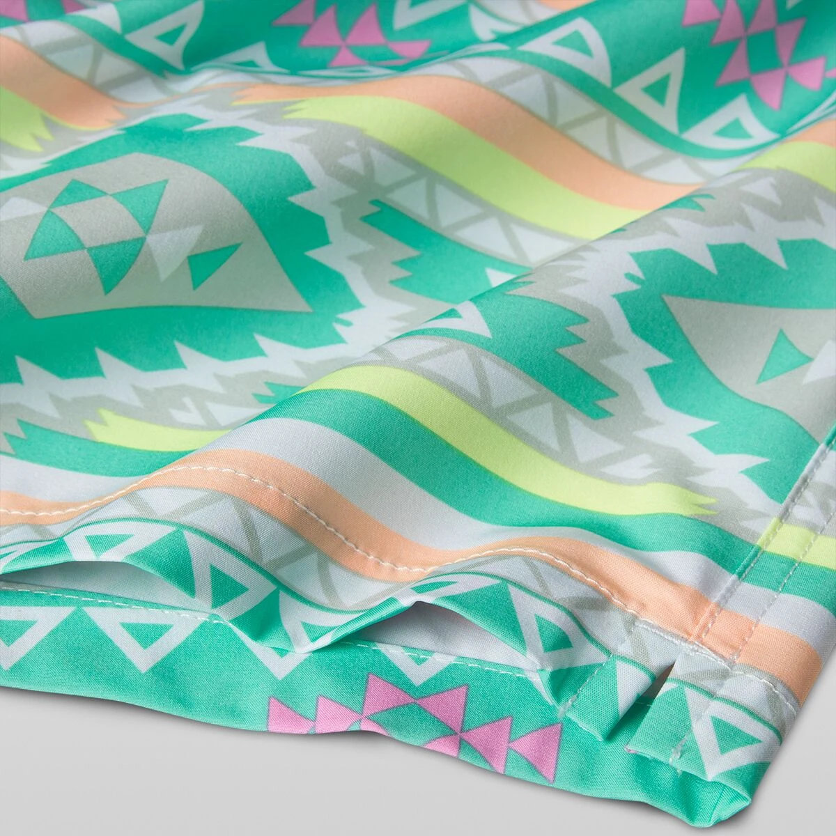 The En Fuegos 7in Stretch Swim Trunk - Men's The En Fuegos 7in Stretch Swim Trunk - Men's -Outdoor Sports Equip Store OPEMIS D2