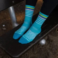 Darn Tough Stride Micro Crew Ultra-Lightweight Sock - Women's -Outdoor Sports Equip Store TEA D4 2